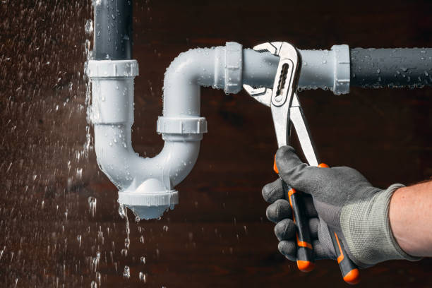 Professional Emergency Plumber technician working in Grantham, PA